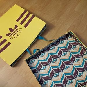 Gucci box